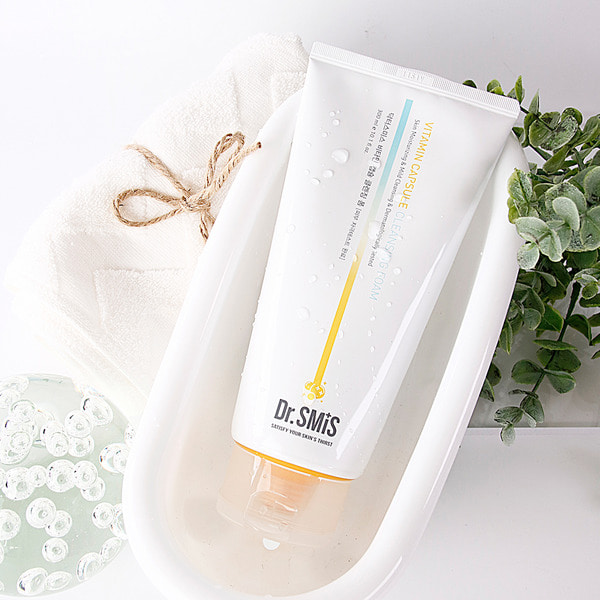 Dr-SMiS-Vitamin-Capsule-Cleansing-Foam-sp103-3